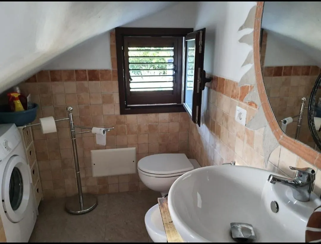 Garova Villa Porto Istana 0*,  Italy
